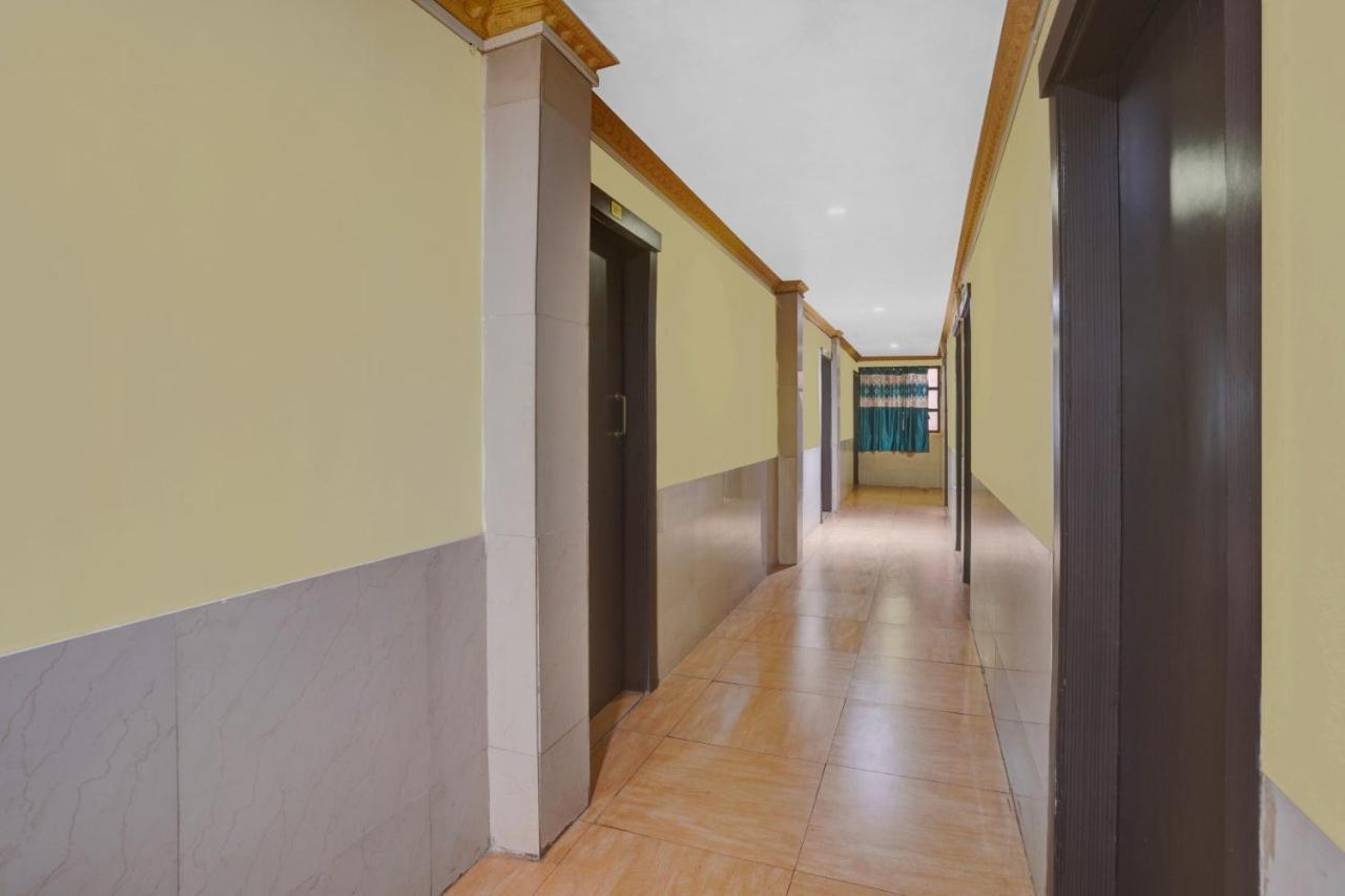 Spot On 81122 Alfa Lodge Mumbai Kültér fotó