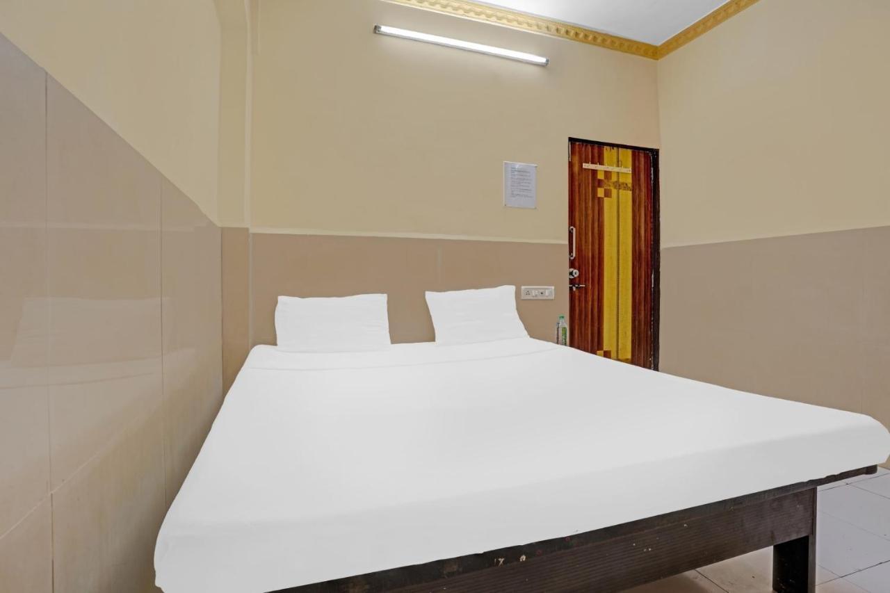 Spot On 81122 Alfa Lodge Mumbai Kültér fotó