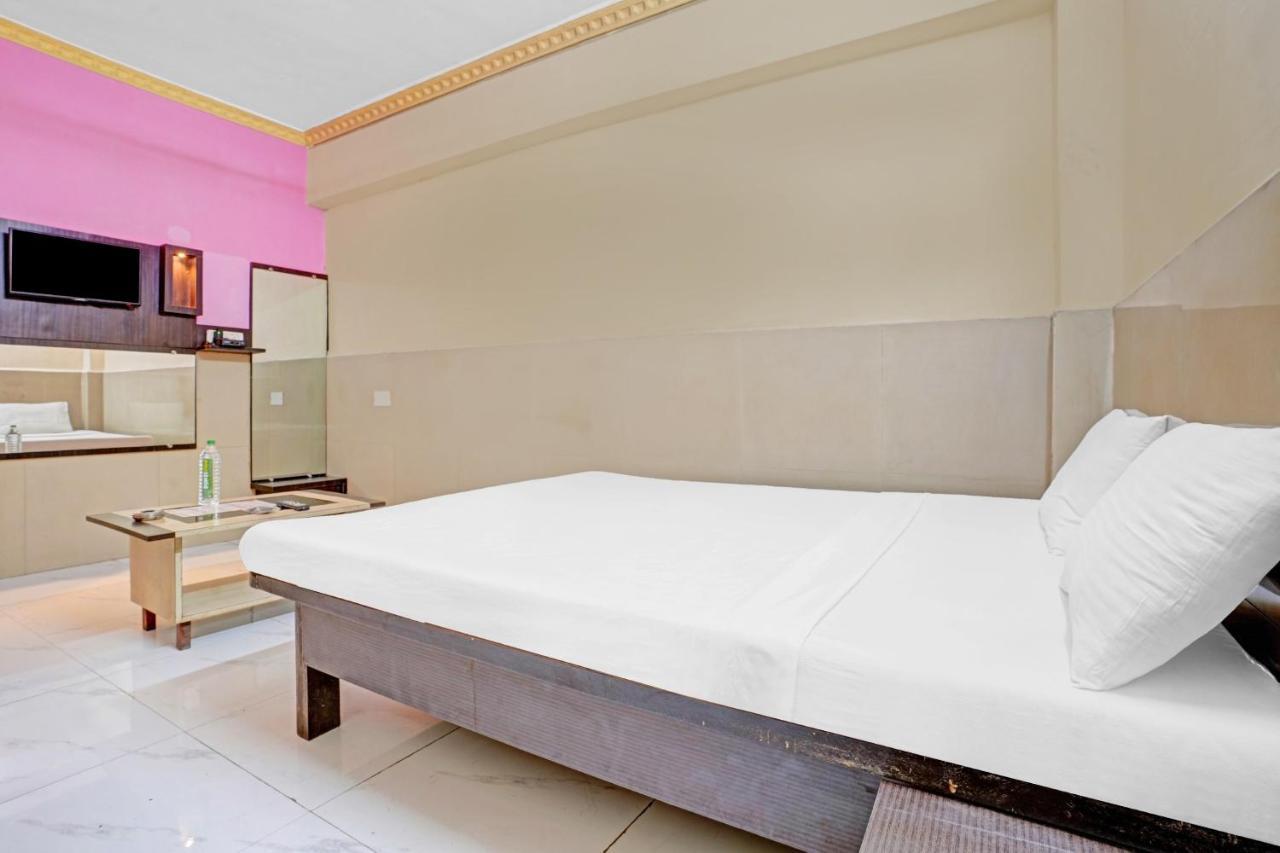 Spot On 81122 Alfa Lodge Mumbai Kültér fotó