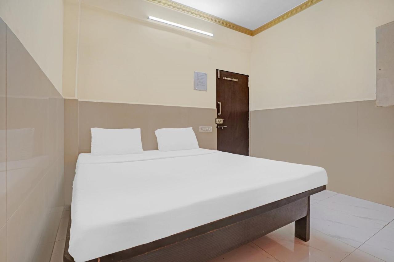 Spot On 81122 Alfa Lodge Mumbai Kültér fotó