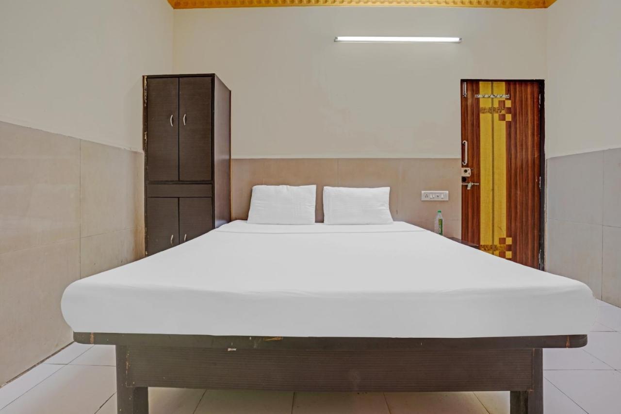 Spot On 81122 Alfa Lodge Mumbai Kültér fotó