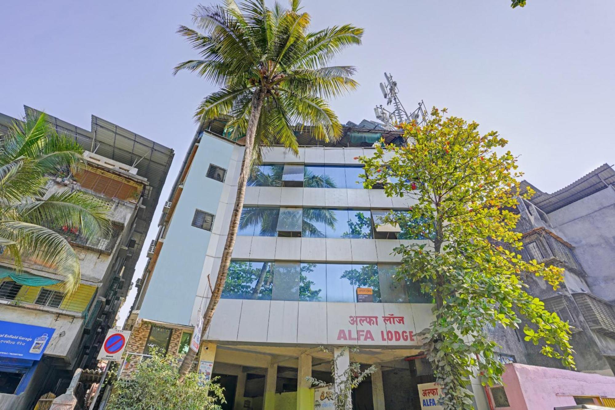 Spot On 81122 Alfa Lodge Mumbai Kültér fotó